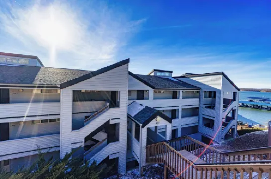 Osage Oasis Unmatched Views, Convenient Location