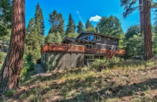 Lake Tahoe View Romantic Getaway 250x 2 guest 1 bedroom extra room 150