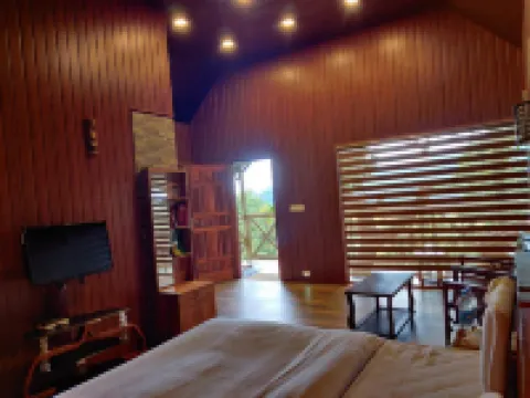 Woodrose Resort Hotels in Kalpetta