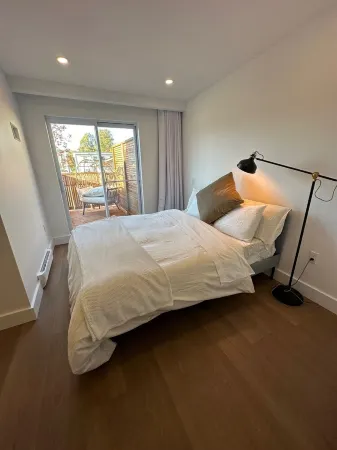 New Downtown Charlottetown Home Sleeps 5