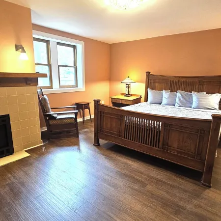 Mendota Lake House Inn