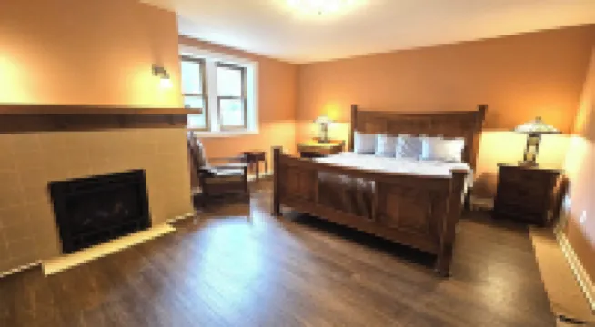Mendota Lake House Inn