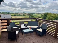 Starshinezzz - Large Farmhouse County Durham Hotels in Peterlee