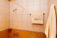 Tamarindo Beach Penthouse with Private Jacuzzi and A/C