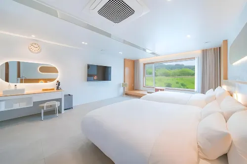Chuncheon Wolhadam Pool Villa - 4-Star