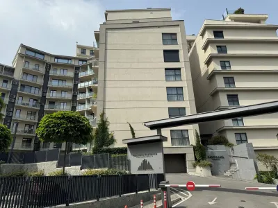 Panorama Heaven Apartment Hotels near Плоштад „Македонија”