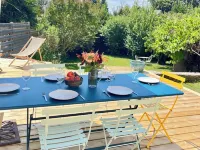 Character family home in the bay of Mont Saint Michel - sleeps 10