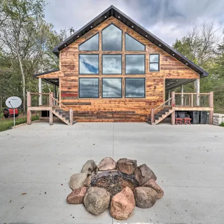 Galena Cabin w/ Wraparound Porch & Game Room!