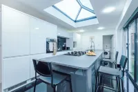 6BR in Castleton|WIFI|PARKING|Ideal for Contractors|Longterm Discount Applies Hotels in Rochdale