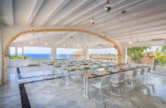 Occidental Pueblo Acantilado