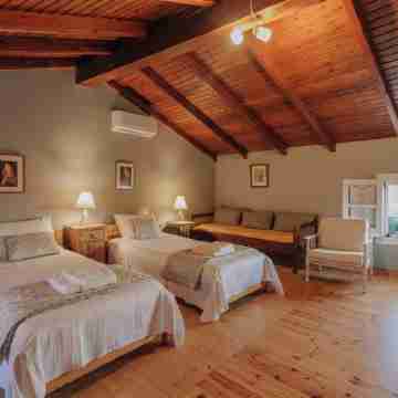 Corfiot Mountain Villa in Benitses – A Peaceful Escape Rooms