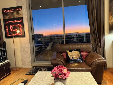 Sydney Penthouse 1King Bed Queen Bed Extra Queen available Service Guarantee 馬魯布拉酒店