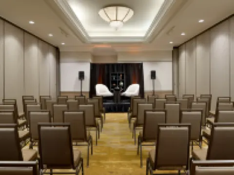 鳳凰城希爾頓逸林套房酒店 鳳凰城酒店