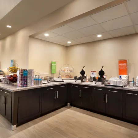 Hampton Inn & Suites Springdale