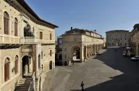 Apartment in Fermo Accommodation "La Fonte" located in the historical center