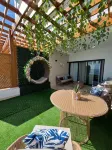 Serene Apartment in Samana, w/view of Bay, pool, gym & WiFi