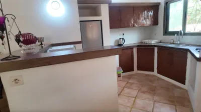 3-bedroom villa in gorgeous Ngaparou with WiFi, AC, 10 min. away from the beach  호텔