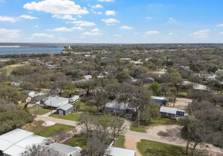 Charming Lake Whitney Retreat—Family Getaway or Fishing Trip Near Waco & Clifton