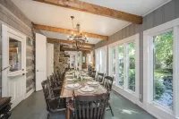 La Pearla Ranch Nashville, 7 bedroom, 8 bath, 9500 sf Log Mansion with pool