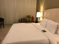 Grand Luxxe 2 Bedroom 8 People Private Pool On Balcony Free Wifi