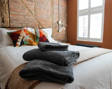 Cathedral Superior Apartment Hotels in Worcester