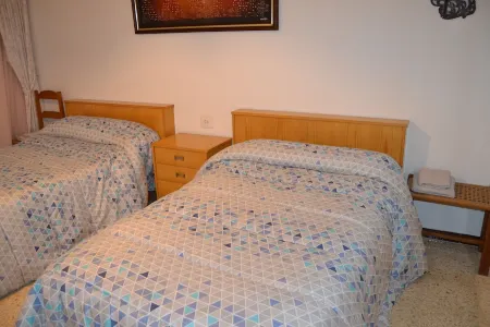 House with pool on the 1st line of the sea