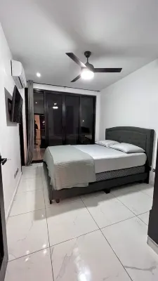 4-bedroom house in delightful San Pedro Sula with private pool, mountain views