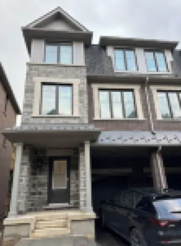 Executive Townhouse on a Ravine