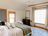 Downtown Historic Home. One block to downtown, cozy gathering place! Hotels in Moscow