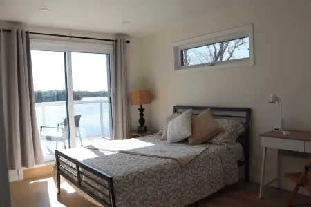 Trent View  Lakehouse Отели рядом с достопримечательностью «Fisherman's Paradise Resort»