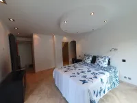 Maison 170m2, Piscine , 4 Chambres, 3 Sdb, Clim, Wifi Hotels in Montauroux