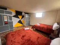 Amplio apartamento familiar en el centro de Baños incluye garaje.