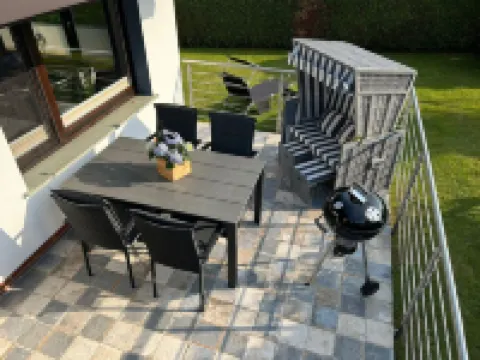 New! Modern, completely renovated vacation bungalow in a quiet and central location!