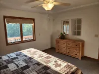 Large 3200 Sq Ft  4-bedroom house on Long Lake - Dundee