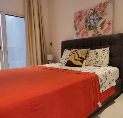 Duplex Espaçoso e Luminoso na Marginal