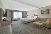 Best Western Plus Twin View Inn  Suites - Swimmingpools