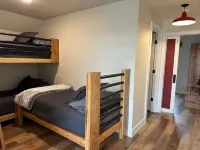 Luxury Red Barn at Stoney Farms NO CHOREs