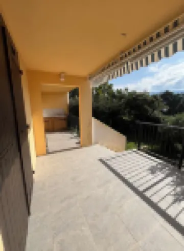 WATERFRONT APARTMENT IN SOUTH CORSICA (1 MINUTE WALK FROM THE BEACH)