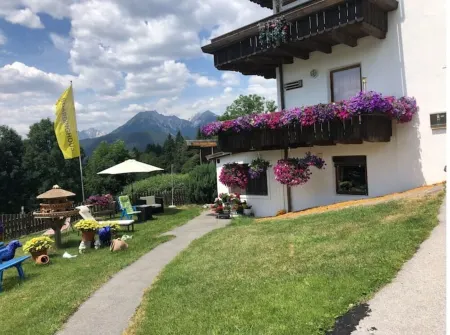 Appartement 110 bis 5 Personen Pool