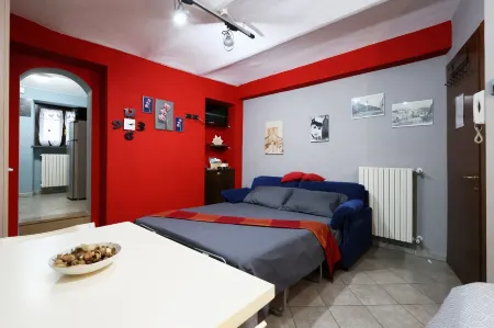 Vacation Home King Cit Отели в г. Диано-д'Альба