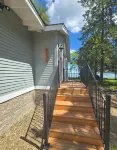 The Lily Pad: Newly Renovated, Lakefront Retreat on Shawano Lake, Sleeps 6