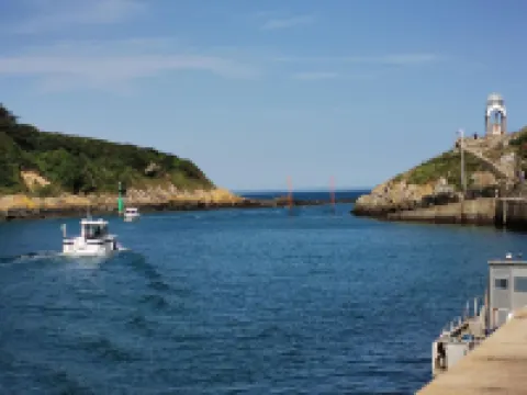 NEW, STYLISH APARTMENT WITH BALCONY AND SMALL SEA VIEW Hotels in Pleneuf-Val-Andre