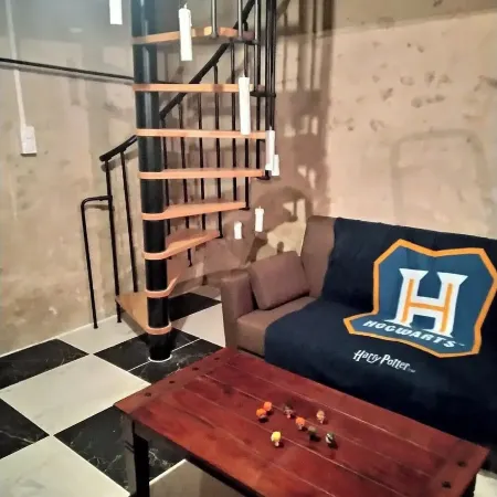 Le Petit Gite des sorciers Отели в г. Эндр