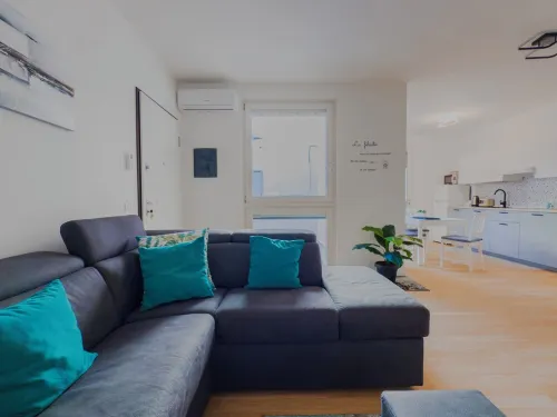 Modern Luxury Iseo - New Exclusive Three-room Apartment in the Center Hotels in Iseo