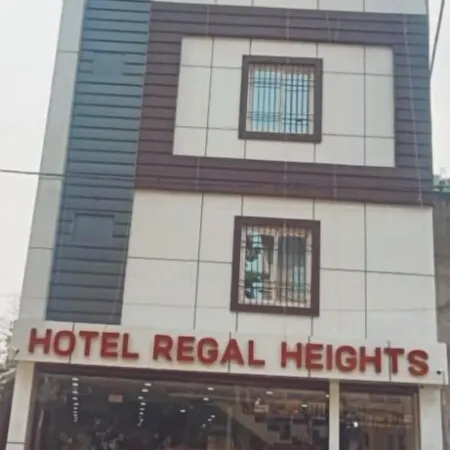 Hotel Regal Heights