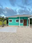 Anchor Villa: 5 min walk or rent a bike to go to turtle beach. โรงแรมใน