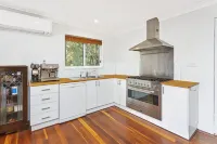 Cosy cottage with fireplace and spectacular views - Kangaroo Valley