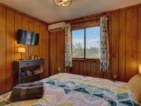 Modern Rustic Retreat w/Private Trails & Stream Hotels in Hamilton Township