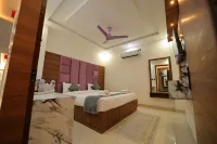 Hotel Dev Vilas , Agra