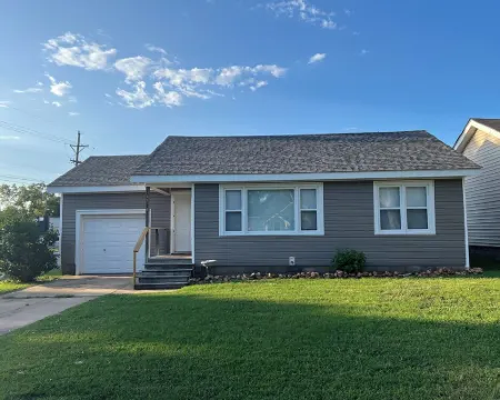 Charming 2-bedroom house with WiFi and AC in Carthage 迦太基酒店